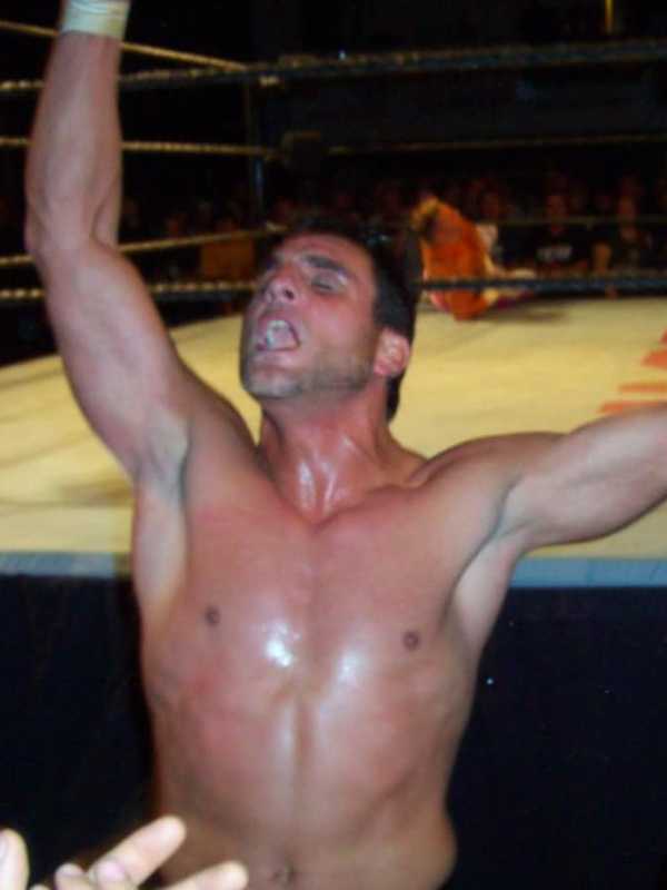 Lodi Wrestling Show Puts 'Headlock' On Veterans Homelessness