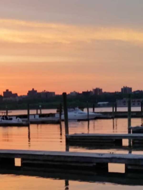 Enjoy Live Music At The Edgewater Marina