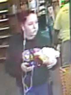 Fairfield Police Release Suspect's Photo In Wallet, Credit Card Theft