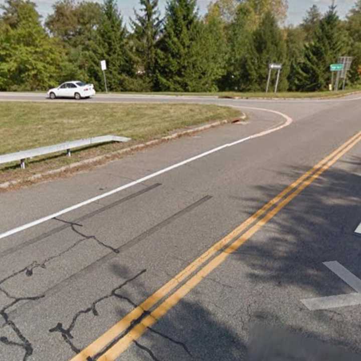 The intersection of Bryant Pond Road and the southbound Taconic State Parkway in Putnam Valley.