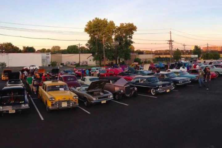 Mr. Cupcakes Car Show Rolls Into Paramus