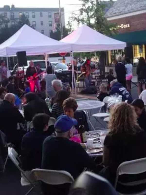 Join Bronxville Chamber Of Commerce For Summer Concert Series