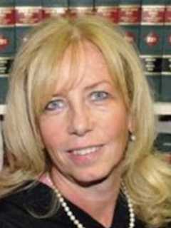Mount Vernon Woman Earns College Of New Rochelle's Achievement Award