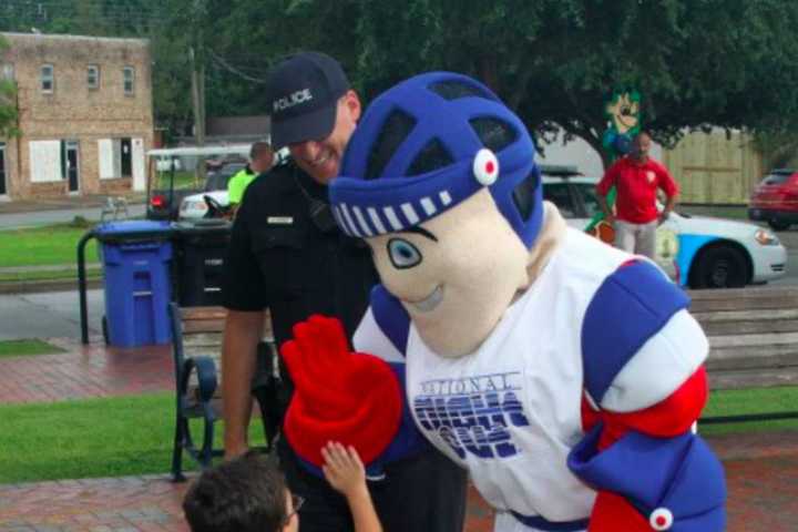 Edgewater Celebrates National Night Out At Marina