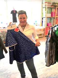 Fairfield Woman's Breast Cancer Journey Inspired Her Art Therapy Program