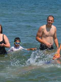 Summer Program At Fairfield's SHU Making A Splash With Kids