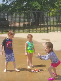 As The Temps Heat Up, Danbury Kids Cool Off At Rogers Park Sprayscape