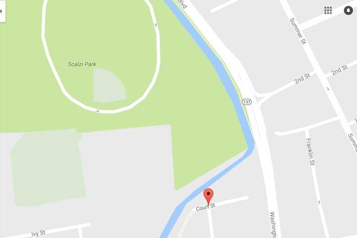 Robbers With Gun Invade Stamford Home