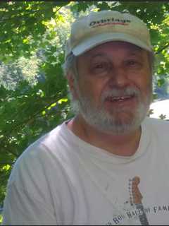 Danbury Native's Memoir Harkens Back To The Fair, The Doors, The Lake