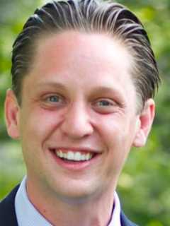 Murray Named Branch Manager For Houlihan Lawrence In Chappaqua