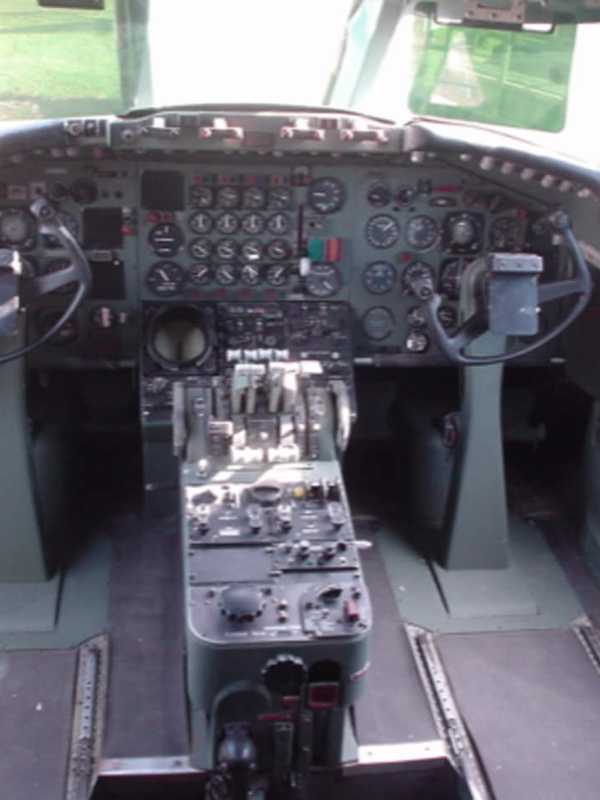 Teterboro Aviation Museum Marks 40th Anniversary With Open Cockpit Weekend