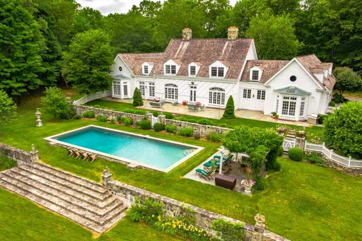 Historic Greenwich Estate Offers Movie Star Privacy And Family Convenience