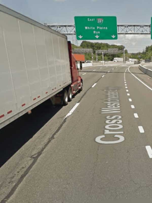 Motorist Going Wrong Way Drives Mile-And-Half On I-287