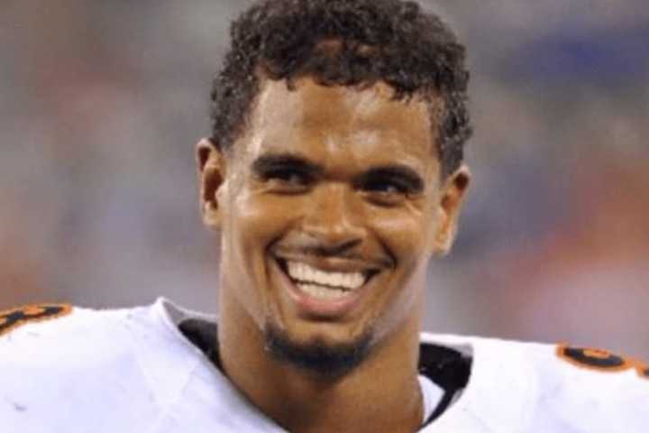 Rutherford's Corey Wootton Reflects On NFL Career