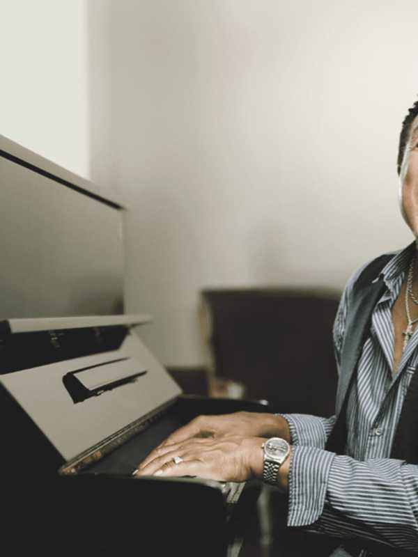 Smokey Robinson, CeeLo Green To Entertain At Gala For Norwalk's MMRF