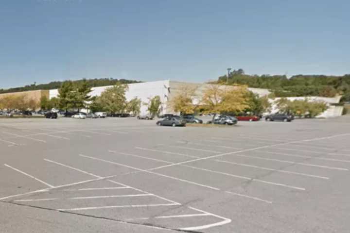 Man Caught With Cocaine At Jefferson Valley Mall, Police Say