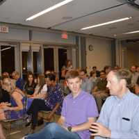 <p>Every seat was full at the Ridgefield Library when champion runner Deena Kastor gave a motivational speech.</p>