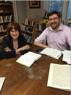 Danbury Synagogue Celebrates Jewish New Year With Unique Lake Tradition