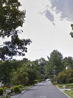 Suspicious Vehicles Approach Kids In Greenburgh