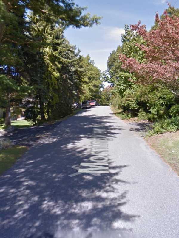 Drunk Driver Crashes Into Parked Cars In Yorktown, Police Say