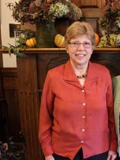 Fairfield's Pequot Library Honors Top Volunteers For Their Hours Of Work