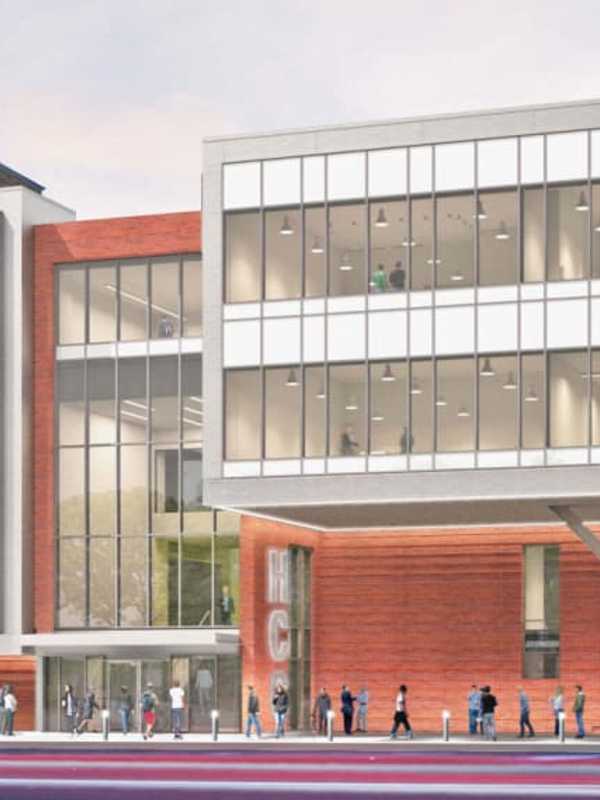 Bridgeport's Housatonic Community College Eyes March Opening For Tower