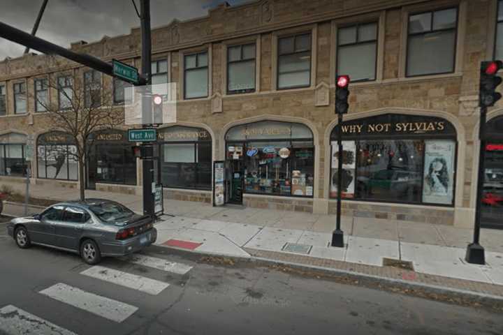 Police Seek Suspect Who Fired Gun During Norwalk Robbery