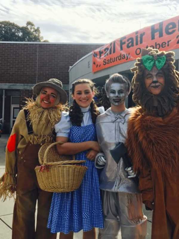 New Canaan High 'Wizard of Oz' Promote Show In  Appearance at School Fair