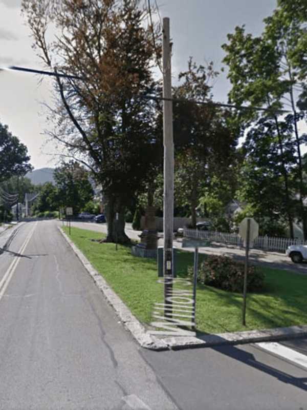 One Injured In Three-Car Beacon Crash