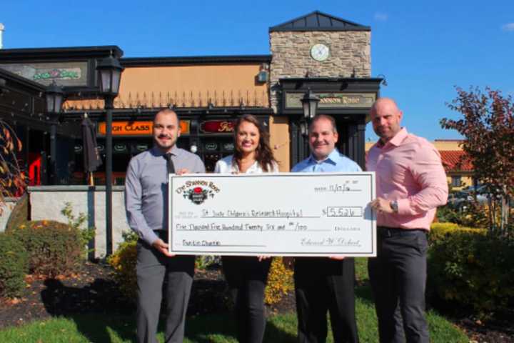 Ramsey Pub Chucks Pumpkins For Pediatric Cancer