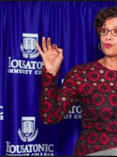 Alumni Hall Of Fame Gala In Bridgeport Raises $20K For HCC Scholarships