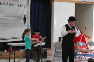 Holmes School Kids In Darien Learn About The Wright Brothers