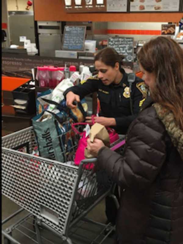 Norwalk Police Warn Shoppers: Protect Your Purse