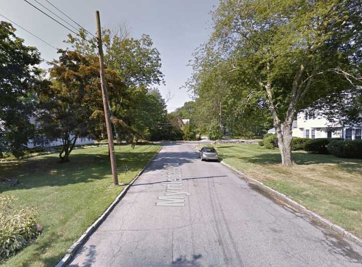 The suspects sped down Myrtledale Road in the direction of Mamaroneck Road in Scarsdale.