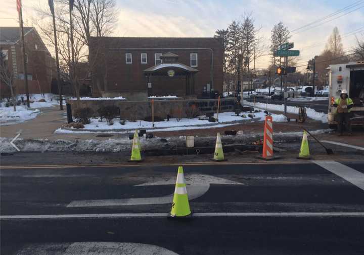 A water main break has resulted in the closure of a stretch of Congers Road in New City on Wednesday morning.