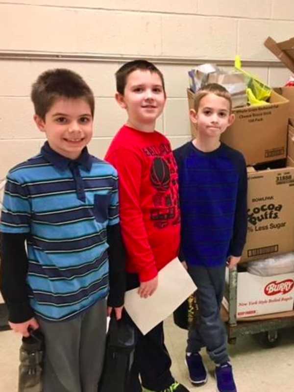 Pembroke Students Remember Less Fortunate At Holiday Time