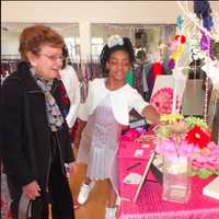 <p>Ziya selling her accessories at a local craft fair</p>