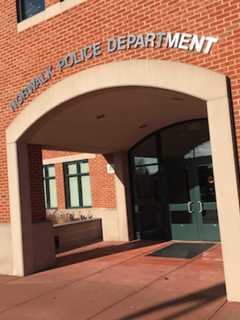 Norwalk Police Charged Teen With Robbery On Bouton Street Porch
