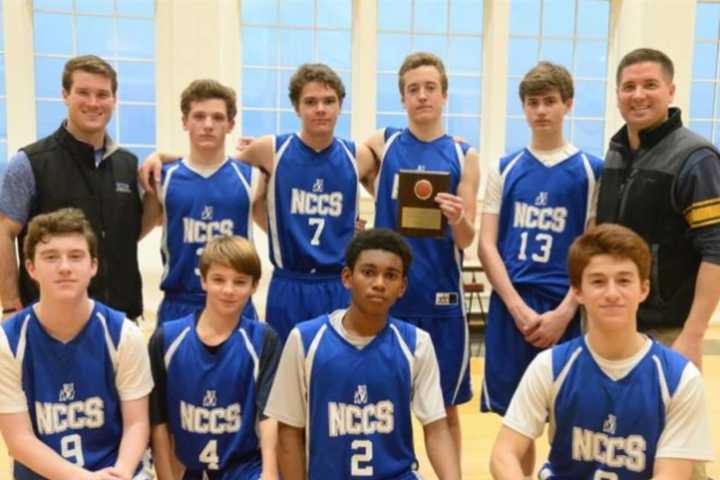 New Canaan Country School Takes 2nd Place In Varsity Basketball Tourney