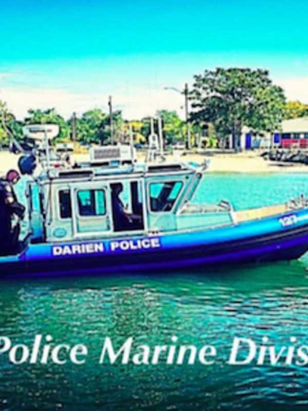 Darien Marine Police Rescue Man Who Jumped From Burning Boat