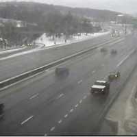 <p>Westbound I-287 at the Saw Mill River Parkway interchange.</p>