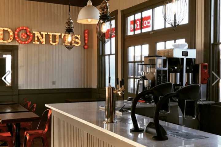 Craving A Cruller? Donut Crazy Is Rolling Into Westport Train Station Soon