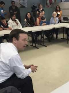 Murphy, Police Chief Reassure Fearful Immigrants At Stamford Meeting