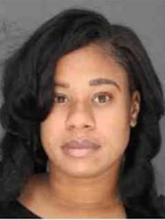 Clarkstown Police Search For Wanted Woman