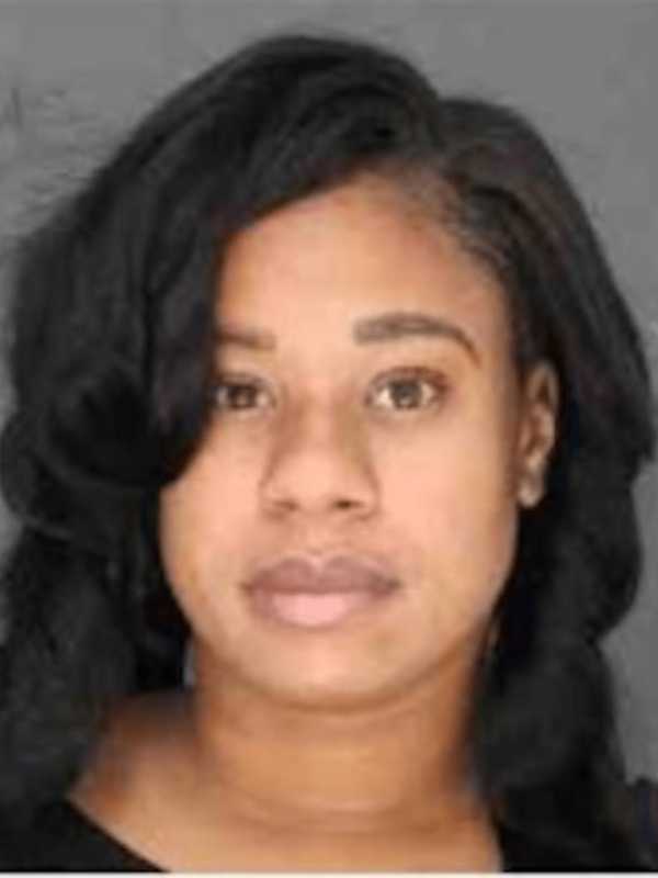 Clarkstown Police Search For Wanted Woman