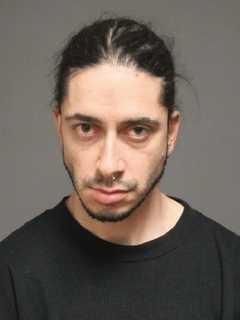 Police: Bridgeport Man Busted With Loaded Gun, Cocaine In Traffic Stop