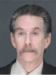 Police Search For Wanted Nanuet Man
