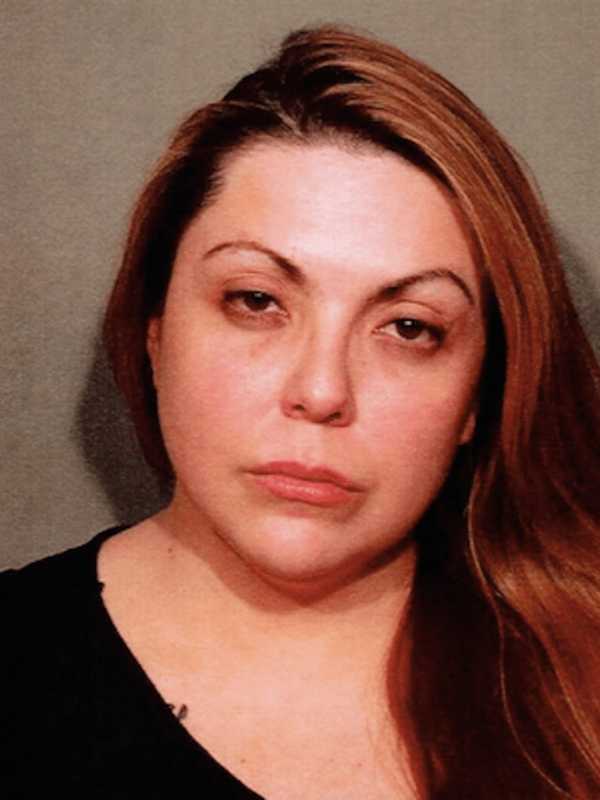 New Canaan Police Charge Stamford Mom With Drunk Driving With Child In Car