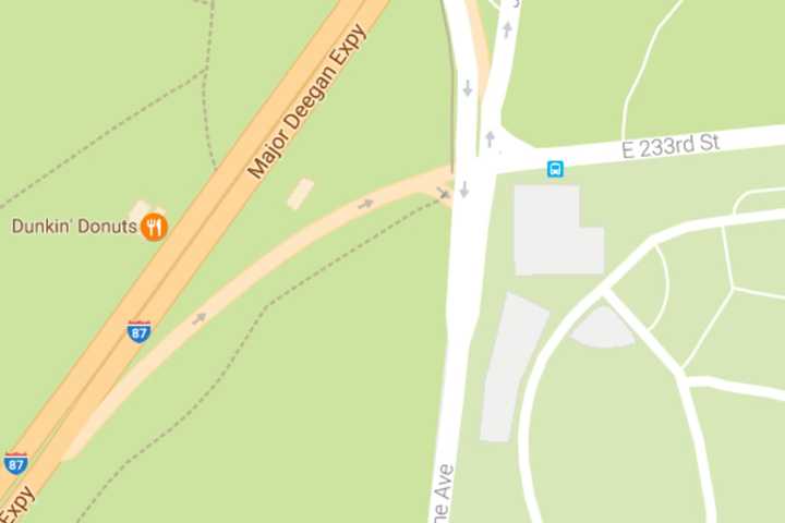 Female Pedestrian Fatally Struck Near Westchester Border