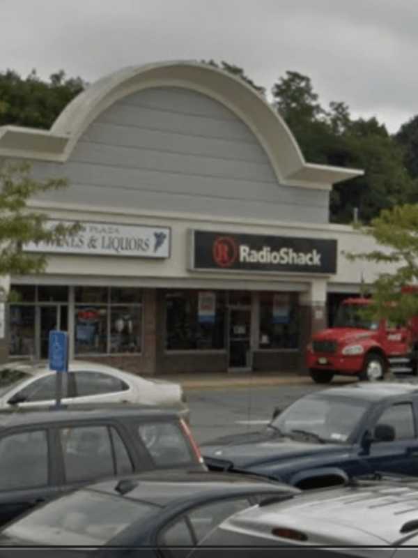 Poughkeepsie Location Among 45 Radio Shack Stores Closing In New York
